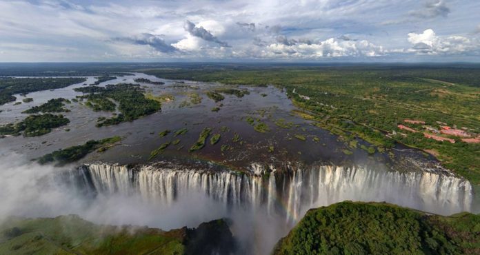 Victoria Falls for best vacation