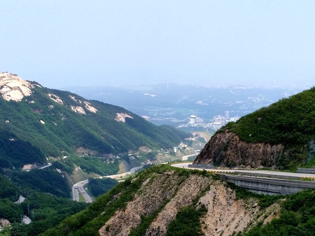 Taebaek Mountains - Misiryeong Ridge