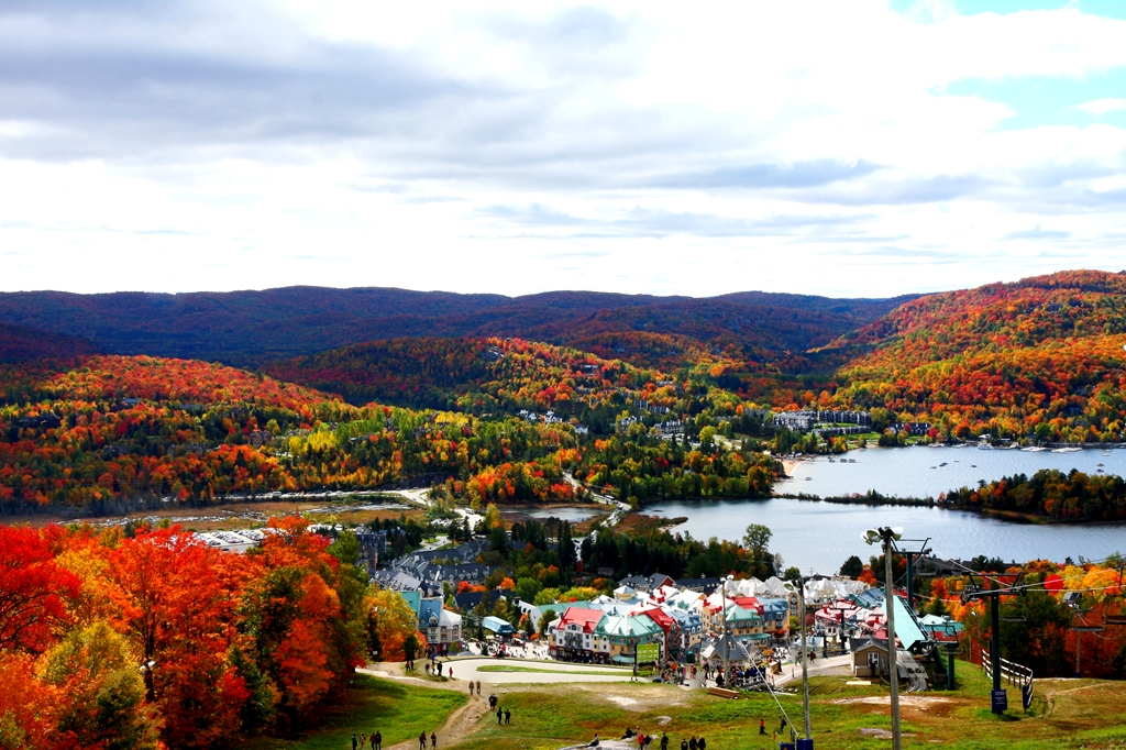 Mont tremblant fall colors of mont tremblant (Mont-Tremblant)